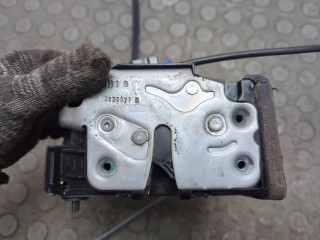 Замок двери левый задний, ориг. номер 13533609, Chevrolet Volt 2015-2019