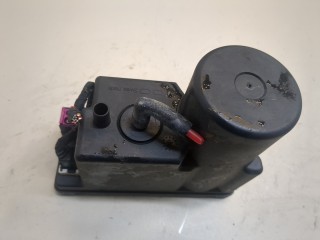 Компрессор центрального замка, ориг. номер 4A0862257A, Audi A4 1994-1997