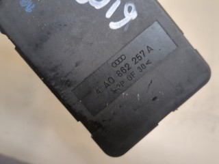 Компрессор центрального замка, ориг. номер 4A0862257A, Audi A4 1994-1997
