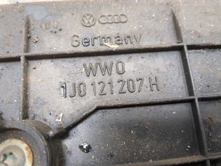 Вентилятор радиатора, ориг. номер 1J0121207H, Volkswagen Golf 4 1997-2006