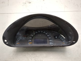 Щиток приборов (приборная панель) Mercedes C W203 2000-2004
