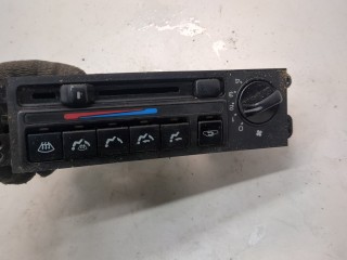 Переключатель отопителя (печки) Nissan Primera 1990-1997