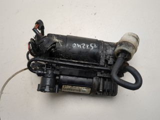 Компрессор воздушный (пневмоподвески), ориг. номер 2113200304, Mercedes S W220 1998-2002