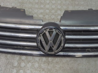 Решетка радиатора, ориг. номер 3AA853651, Volkswagen Passat 2011-2015