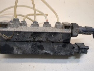 Блок клапанов, ориг. номер A2203200258, Mercedes S W220 2002-2005