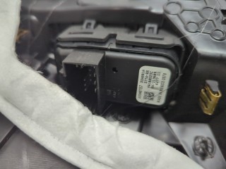 Дверная карта (Обшивка двери) левая задняя, ориг. номер 84091148, Chevrolet Volt 2015-2019