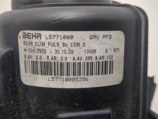 Двигатель отопителя (моторчик печки), ориг. номер L5771000, Citroen C5 2007-2017