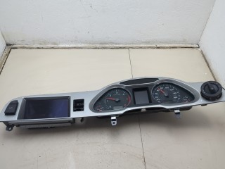 Щиток приборов (приборная панель) Audi A6 2004-2008