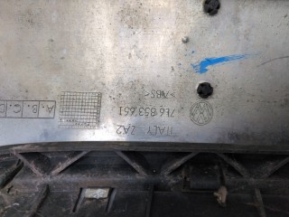 Решетка радиатора, ориг. номер 7L6853651L, Volkswagen Touareg 2002-2007