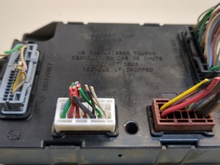 Блок управления бортовой сети (Body Control Module), ориг. номер 284B118533R, Opel Vivaro 2006-2014
