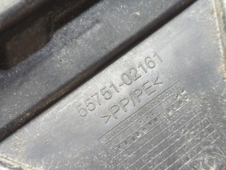 Жабо под дворники (дождевик) правое переднее, ориг. номер 5575102161, Pontiac Vibe 2008-2010