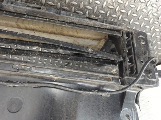 Жалюзи радиатора, ориг. номер PZ1Z5816146D, NZ6Z16700A, PJ6Z16916A, Ford Escape 2023-2026
