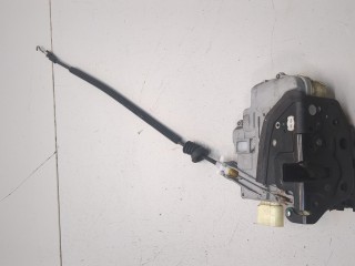 Замок двери правый передний, Volkswagen Passat 2005-2010