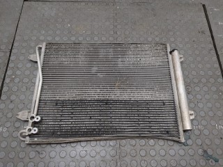 Радиатор кондиционера Volkswagen Passat 2005-2010