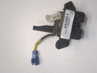 Замок багажника Toyota Yaris 2005-2009