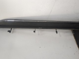 Подножка правая, ориг. номер 15291812, Cadillac Escalade 2006-2014