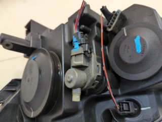 Фара (передняя) правая, ориг. номер 26010JD00D, Nissan Qashqai 2006-2010