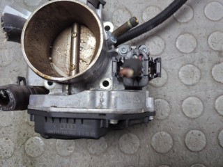Заслонка дроссельная, ориг. номер 058133063B, Audi A4 1994-1997