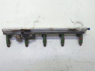 Форсунка топливная, ориг. номер 9125821, 9186836, Volvo V70 2000-2004