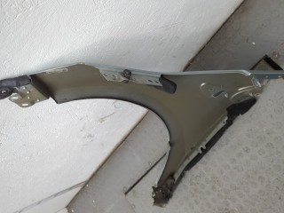 Кронштейн бампера правый передний, ориг. номер 22782751, Chevrolet Volt 2010-2015
