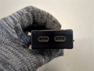 Разъем AUX/USB, ориг. номер 13549942, Chevrolet Equinox 2024-2026