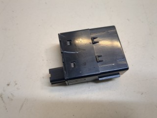 Разъем AUX/USB, ориг. номер 13549942, Chevrolet Equinox 2024-2026