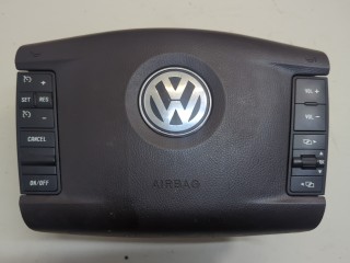 Подушка безопасности водителя Volkswagen Touareg 2006-2010