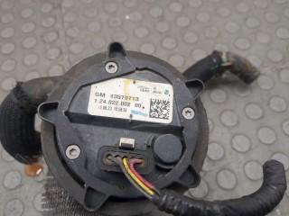Насос водяной (помпа), ориг. номер 13579713, Chevrolet Volt 2010-2015