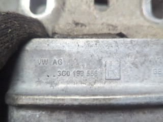 Подушка крепления двигателя, ориг. номер 3C0199555, Volkswagen Passat 2005-2010