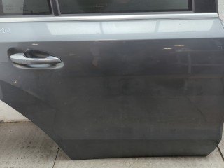 Стекло боковой двери правое заднее, ориг. номер A1667352610, Mercedes GLS X166 2015-2019