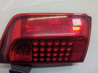 Фонарь (задний) правый, ориг. номер 265507S625, Infiniti QX56 2004-2007