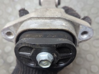 Подушка крепления КПП, ориг. номер 21950F2200, Hyundai Elantra 2015-2019