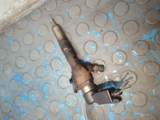 Форсунка топливная, ориг. номер 4M5Q9F593AD, Ford Focus 2004-2008