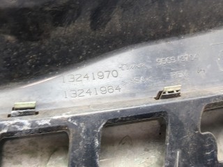 Решетка радиатора, ориг. номер 13241964, 1321970, Opel Astra 1998-2009