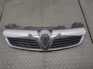 Решетка радиатора Opel Zafira B 2008-2014