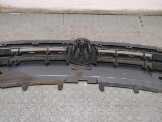 Решетка радиатора, ориг. номер 6R0853651T, Volkswagen Polo 2009-2014