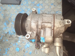 Компрессор кондиционера, ориг. номер 8K0260805J, Audi A4 (B8) 2007-2012