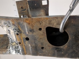 Усилитель бампера передний, ориг. номер 865302B010, Hyundai Santa Fe 2004-2012