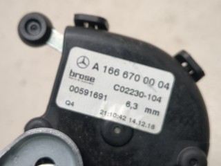 Электропривод, ориг. номер A1666700004, Mercedes GLS X166 2015-2019