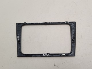 Рамка под магнитолу, ориг. номер 5K0858061E, Volkswagen Golf 6 2008-2012
