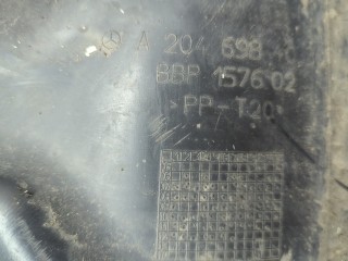 Защита арок (подкрылок) правая передняя, ориг. номер A2046904830, Mercedes C W204 2011-2015