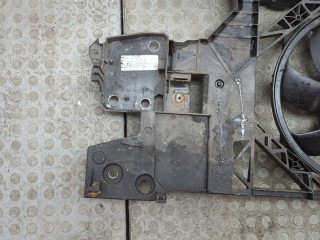 Рамка передняя (телевизор), ориг. номер 752100004R, Renault Megane 2006-2009