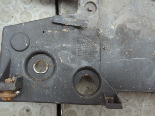 Рамка передняя (телевизор), ориг. номер 752100004R, Renault Megane 2006-2009