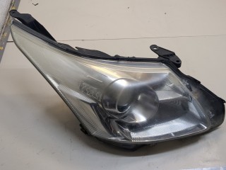 Фара (передняя) правая, ориг. номер 8113005302, Toyota Avensis 3 2008-2011