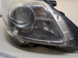 Фара (передняя) правая, ориг. номер 8113005302, Toyota Avensis 3 2008-2011