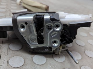 Замок двери левый передний, ориг. номер 72150TVAA01, Honda Accord 2015-2019
