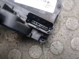 Замок двери левый передний, ориг. номер 805011AN0A, Nissan Murano 2007-2010