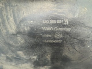 Защита арок (подкрылок) левая передняя, ориг. номер 1J0809961A, Volkswagen Golf 4 1997-2006