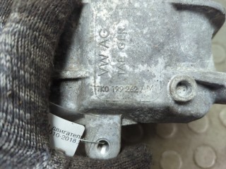 Подушка крепления двигателя, Volkswagen Jetta 2010-2014