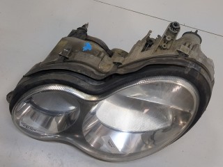 Фара (передняя) левая, ориг. номер 0301166205, Mercedes C W203 2000-2004